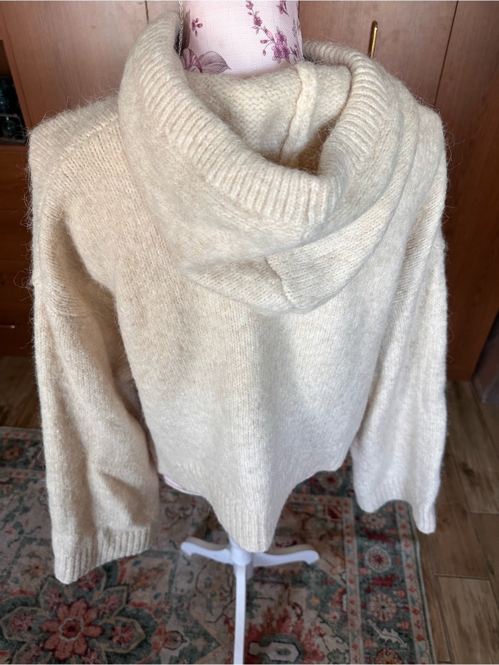Zara cropped Cream Knit Hoodie Sweater - Picture 5 of 6